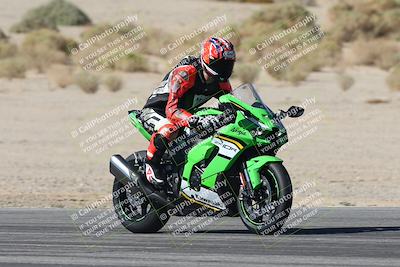 media/Oct-30-2025-Racers Edge (Thu) [[dabbdaf680]]/3-B Group/Session 2 (Bowl Exit)/